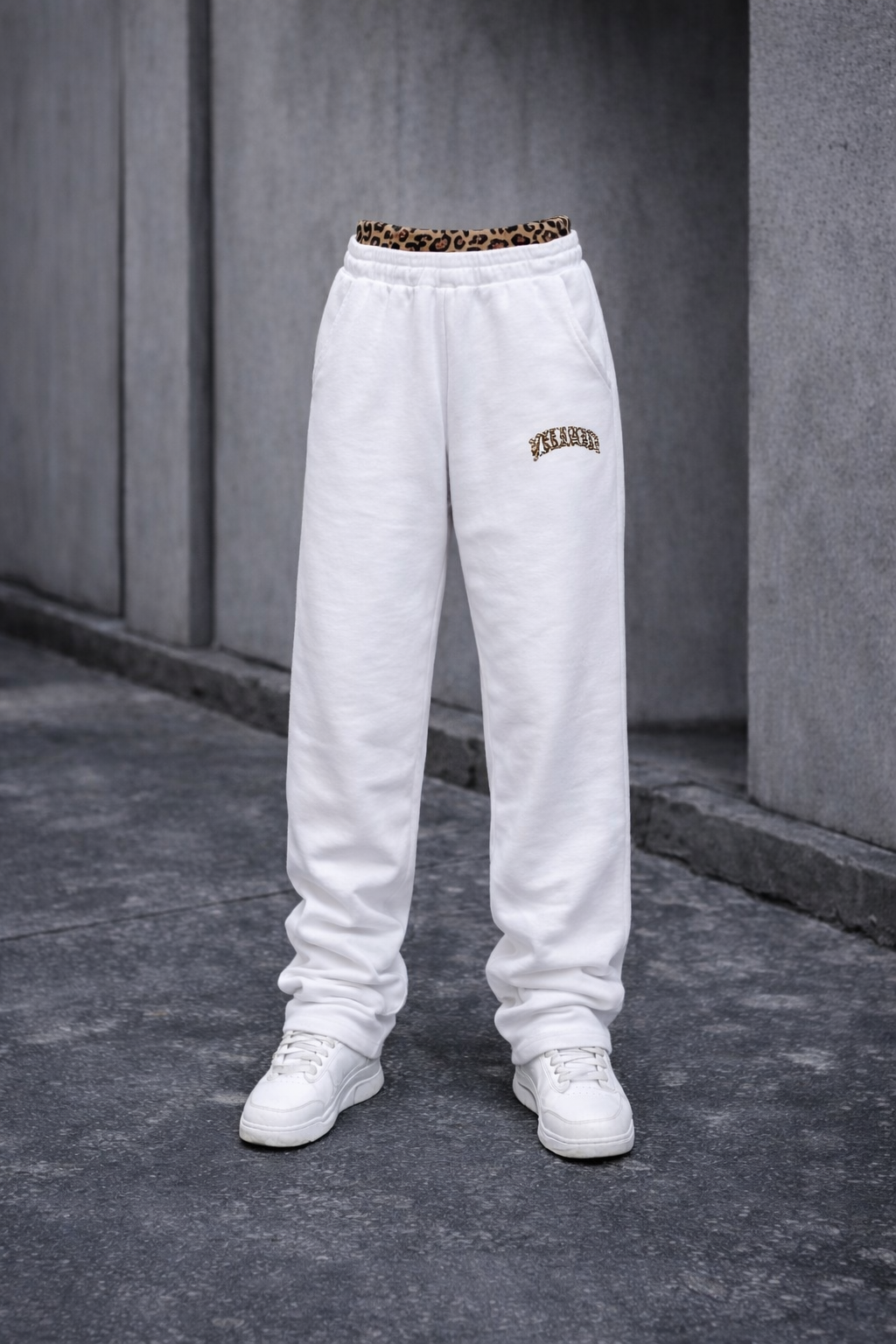Urban Relic Leopard Sweat Pants - White