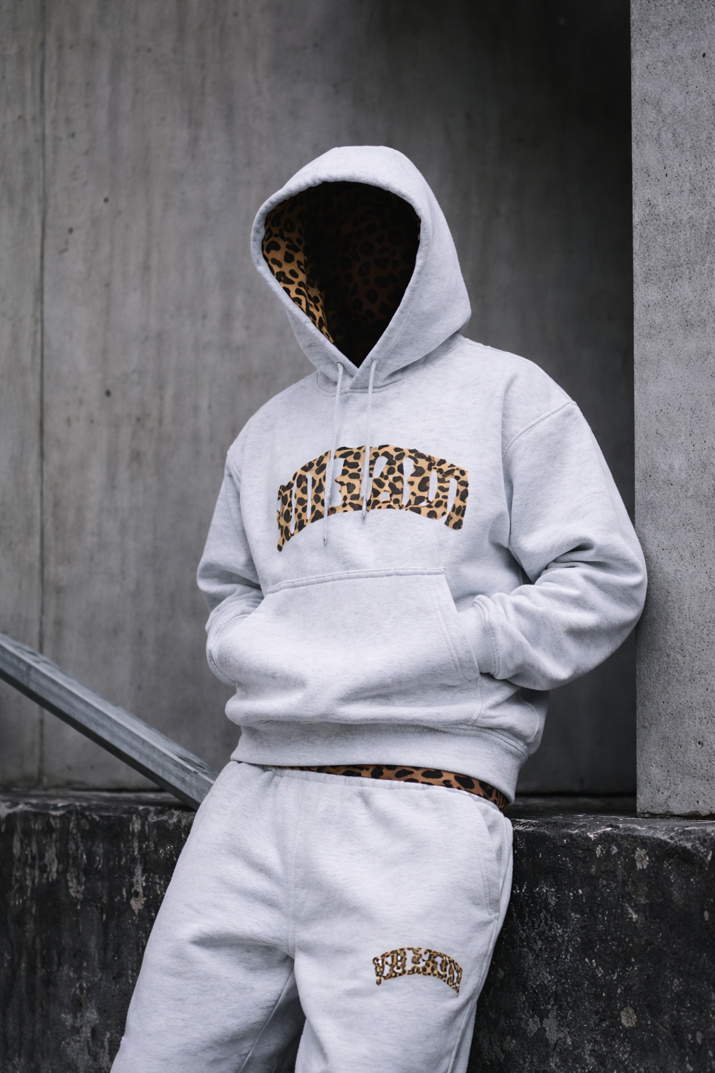Urban Relic Leopard Sweat Pants - White